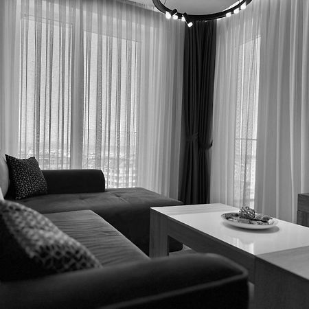 Modern 1Bed Apartment For 4 Guests In Szófia Kültér fotó