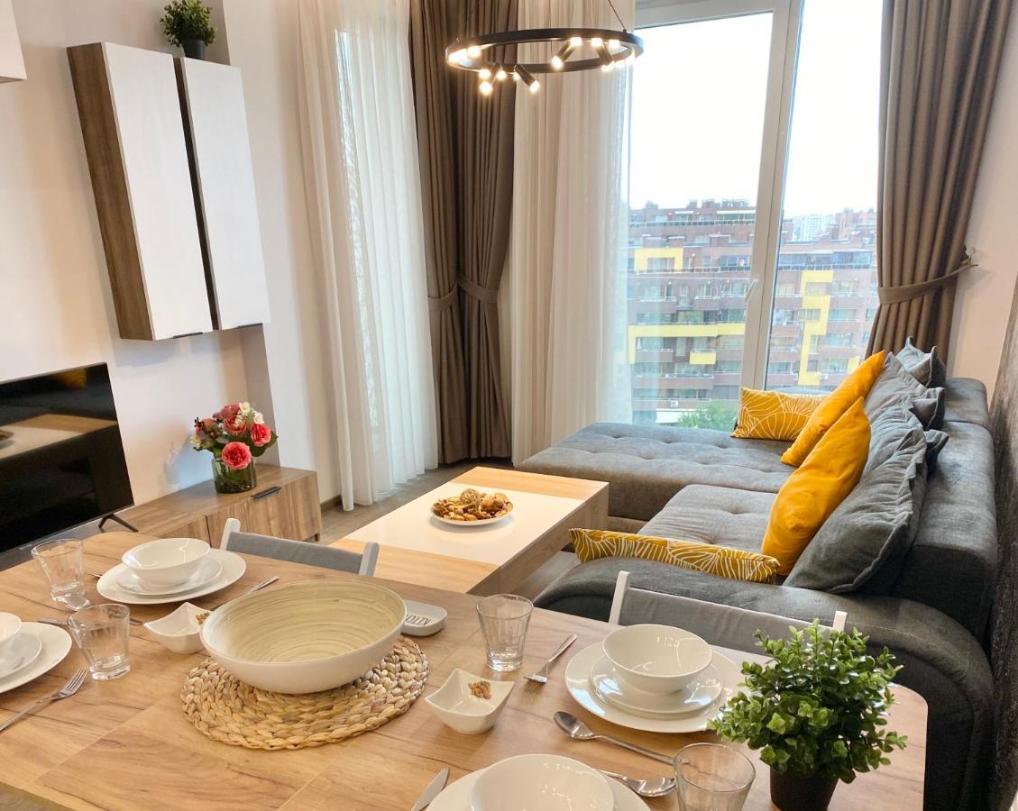 Modern 1Bed Apartment For 4 Guests In Szófia Kültér fotó
