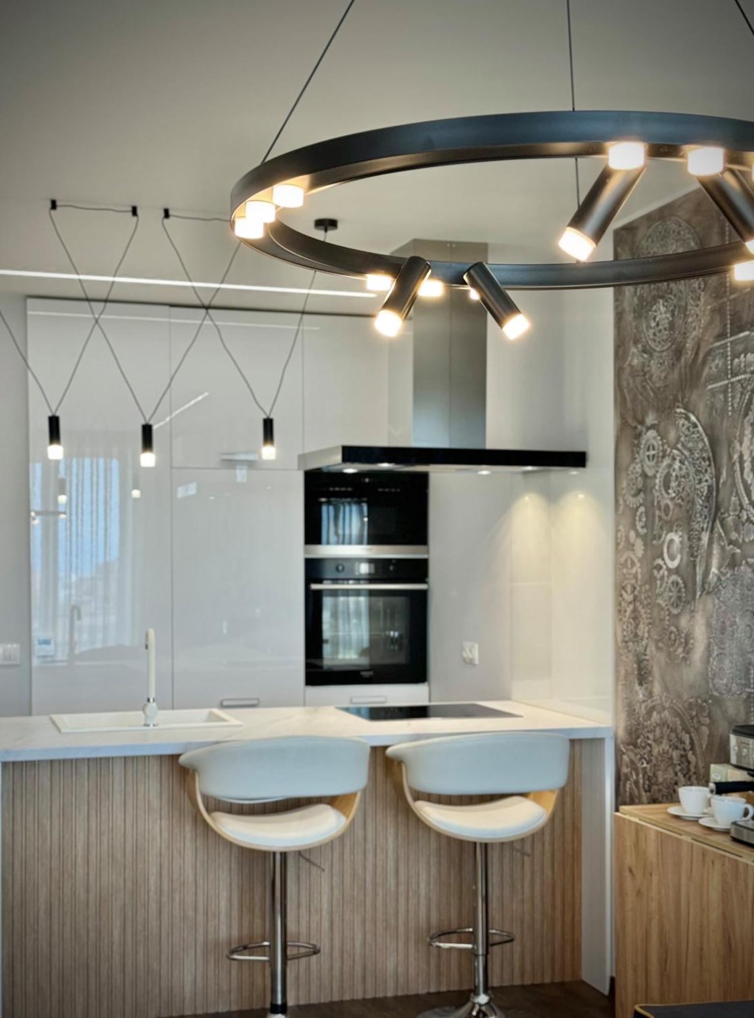 Modern 1Bed Apartment For 4 Guests In Szófia Kültér fotó